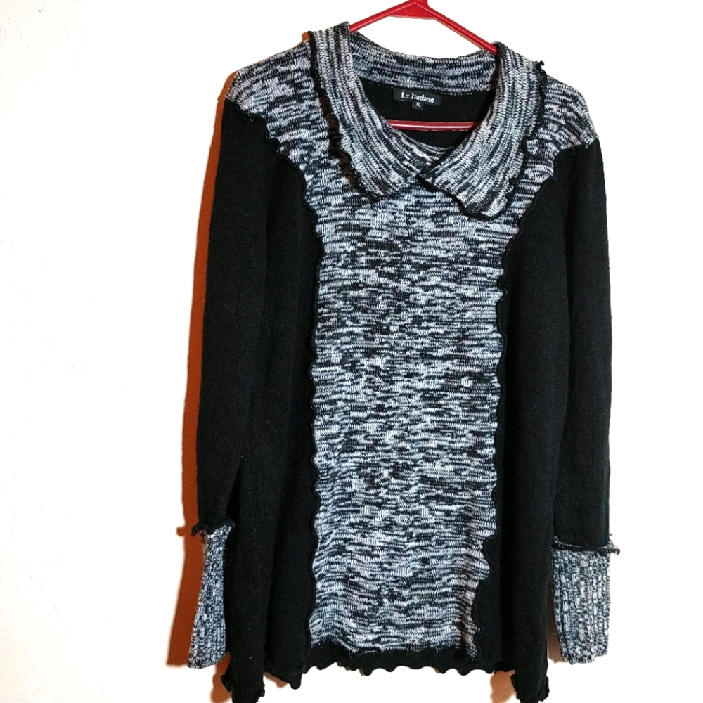La Madona Sweater